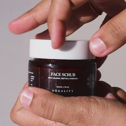 FACE SCRUB